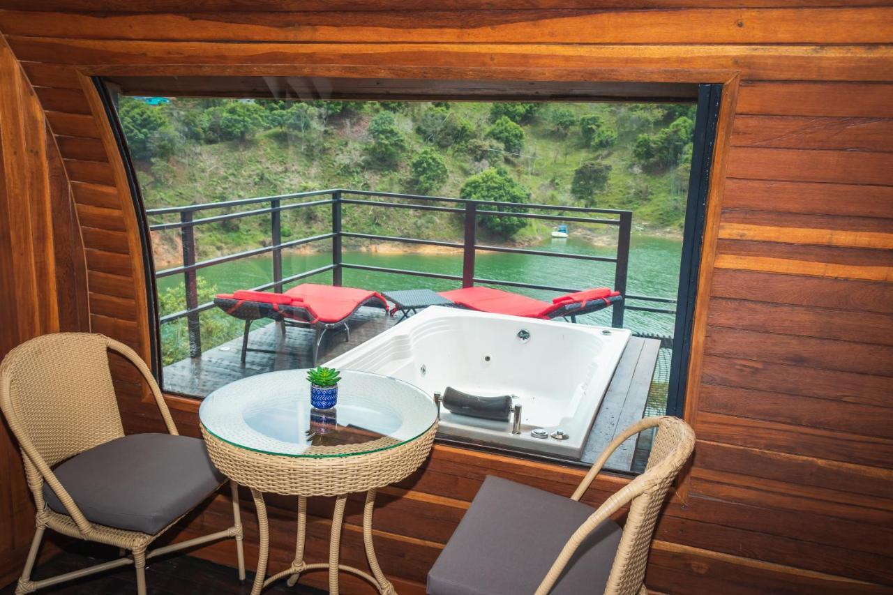 Glamping The Mountain Hotel Guatapé Buitenkant foto