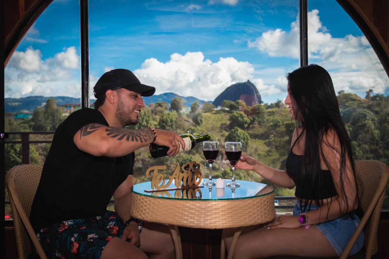 Glamping The Mountain Hotel Guatapé Buitenkant foto